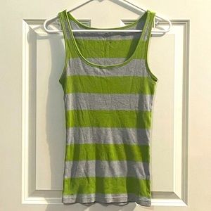 TANK TOP SIZE M